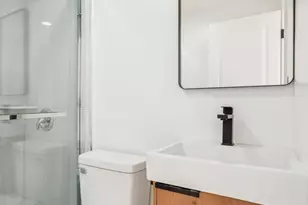 1223 Spruce St, Philadelphia, PA 19107 - Photo 25