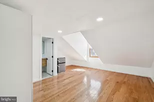 1223 Spruce St, Philadelphia, PA 19107 - Photo 27