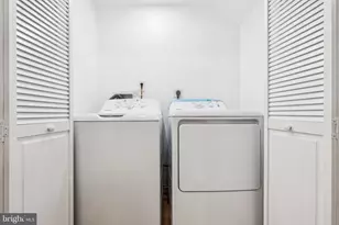 1223 Spruce St, Philadelphia, PA 19107 - Photo 9