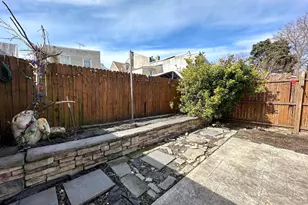 1108 E Oxford St, Philadelphia, PA 19125 - Photo 23