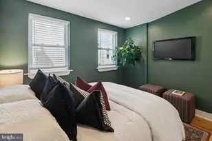 1537 Reed St, Philadelphia, PA 19146 - Photo 21