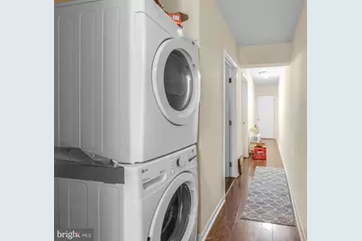 1631 W Girard Avenue, Philadelphia, PA 19130 - Photo 15