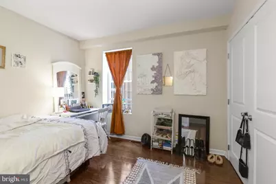 1631 W Girard Avenue, Philadelphia, PA 19130 - Photo 13