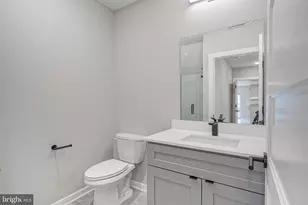 1710 Cambridge St, Philadelphia, PA 19130 - Photo 9