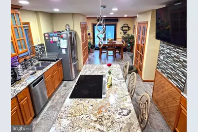 8908 Springview Road, Philadelphia, PA 19111 - Photo 19