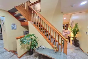 8908 Springview Rd, Philadelphia, PA 19111 - Photo 3