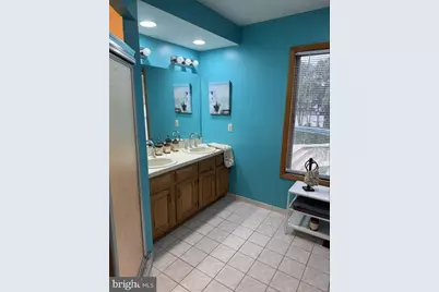 8908 Springview Road, Philadelphia, PA 19111 - Photo 33