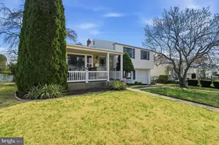 811 Selma St, Philadelphia, PA 19116 - Photo 3