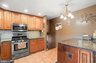 811 Selma St, Philadelphia, PA 19116 - Photo 11