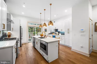 1117 Earl Street, Philadelphia, PA 19125 - Photo 9