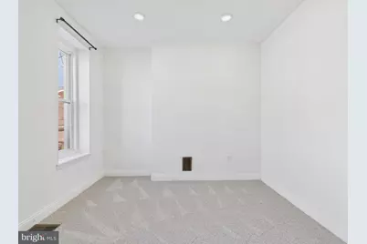 654 N 36th Street, Philadelphia, PA 19104 - Photo 19