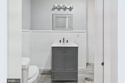 654 N 36th Street, Philadelphia, PA 19104 - Photo 17