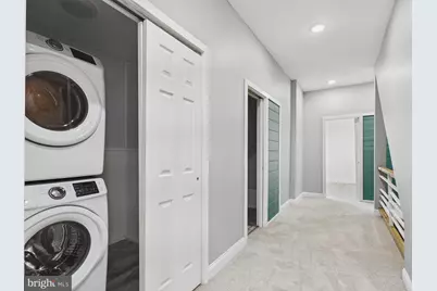 654 N 36th Street, Philadelphia, PA 19104 - Photo 13