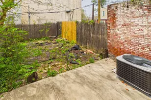 654 N 36th St, Philadelphia, PA 19104 - Photo 37
