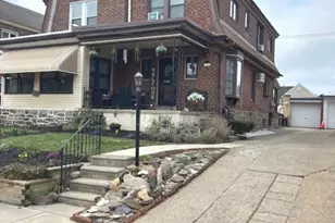 1804 Hoffnagle St, Philadelphia, PA 19152 - Photo 3