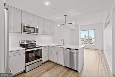 569 N 5th Street #422, Philadelphia, PA 19123 - Photo 3