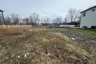 9735 Krewstown Rd, Philadelphia, PA 19115 - Photo 3