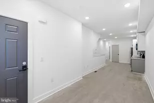 2116 N 7th St, Philadelphia, PA 19122 - Photo 3