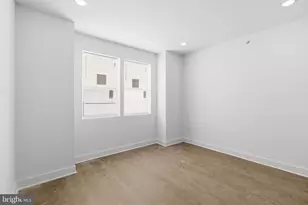 2116 N 7th St, Philadelphia, PA 19122 - Photo 3