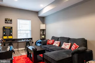 1239 N 19th St, Philadelphia, PA 19121 - Photo 15