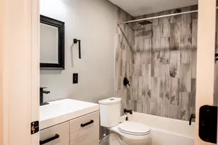 1239 N 19th St, Philadelphia, PA 19121 - Photo 21