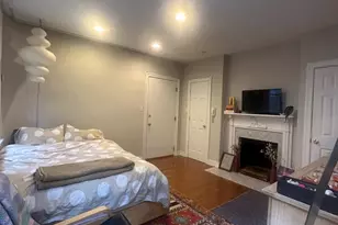 910 Clinton St, Philadelphia, PA 19107 - Photo 5