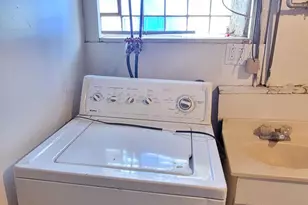 309 Rosemar St, Philadelphia, PA 19120 - Photo 33