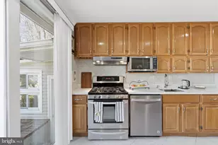 1111 Kent Ln, Philadelphia, PA 19115 - Photo 11