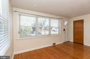 8006 Lawndale St, Philadelphia, PA 19111 - Photo 5