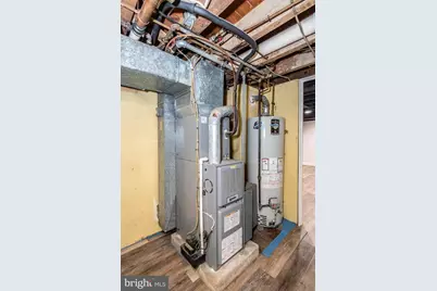 8006 Lawndale St, Philadelphia, PA 19111 - Photo 39