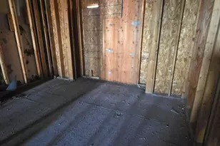 2047 Watkins St, Philadelphia, PA 19145 - Photo 15