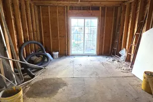 2047 Watkins St, Philadelphia, PA 19145 - Photo 5