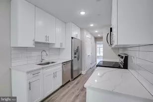 2015 N College Ave, Philadelphia, PA 19121 - Photo 19