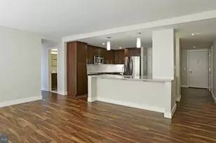 2200 Benjamin Franklin Pkwy, Philadelphia, PA 19130 - Photo 25