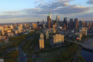 2200 Benjamin Franklin Pkwy, Philadelphia, PA 19130 - Photo 27