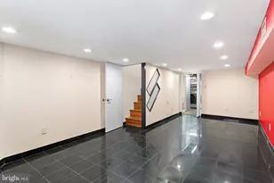 2416 S Bouvier St, Philadelphia, PA 19145 - Photo 25