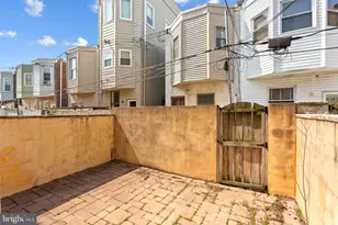 2416 S Bouvier St, Philadelphia, PA 19145 - Photo 27