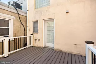 337 S Hicks St, Philadelphia, PA 19102 - Photo 17