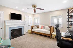 337 S Hicks St, Philadelphia, PA 19102 - Photo 23