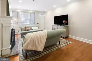 337 S Hicks St, Philadelphia, PA 19102 - Photo 5