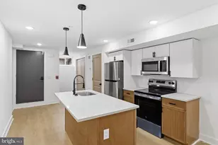 863 N 43rd St, Philadelphia, PA 19104 - Photo 3