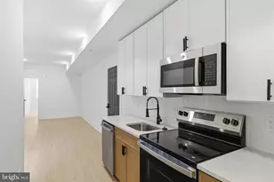 863 N 43rd St, Philadelphia, PA 19104 - Photo 3