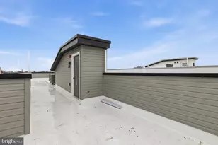 863 N 43rd St, Philadelphia, PA 19104 - Photo 13