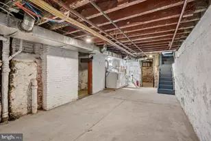 636 N 40th St, Philadelphia, PA 19104 - Photo 33