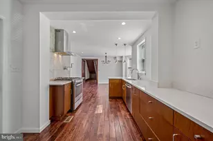 636 N 40th St, Philadelphia, PA 19104 - Photo 15