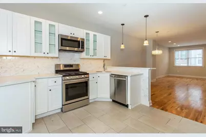 2052 Gerritt Street, Philadelphia, PA 19146 - Photo 9