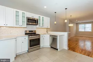 2052 Gerritt St, Philadelphia, PA 19146 - Photo 9