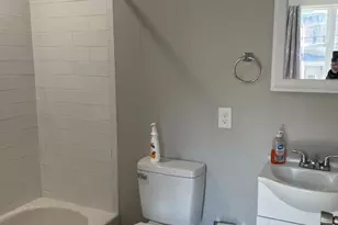 667 N 39th St, Philadelphia, PA 19104 - Photo 9