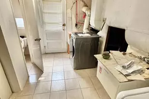 1827 Arnold St, Philadelphia, PA 19152 - Photo 39