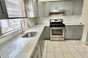 1827 Arnold St, Philadelphia, PA 19152 - Photo 11